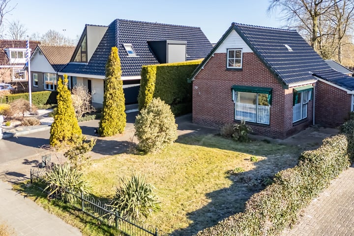 Jeltingalaan 70 in Buitenpost foto