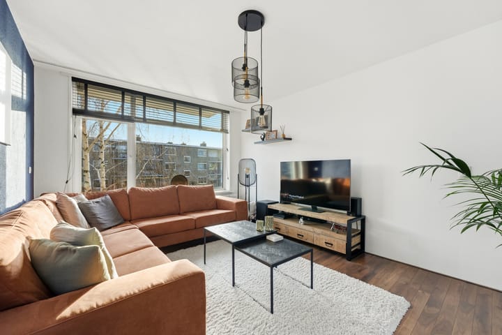 Jhr. De Savornin Lohmanstraat 34 in Ridderkerk foto