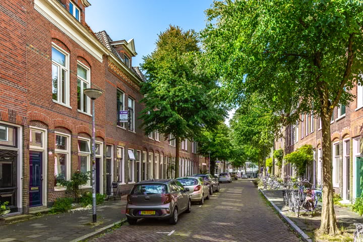 Joachim Altinghstraat 21 in Groningen