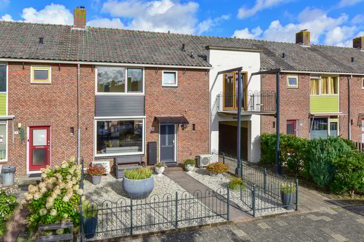 Johan de Wittlaan 16 in Uithoorn foto