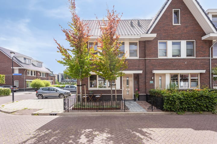 Johan Grauwertlaan 1 in Maarssen foto