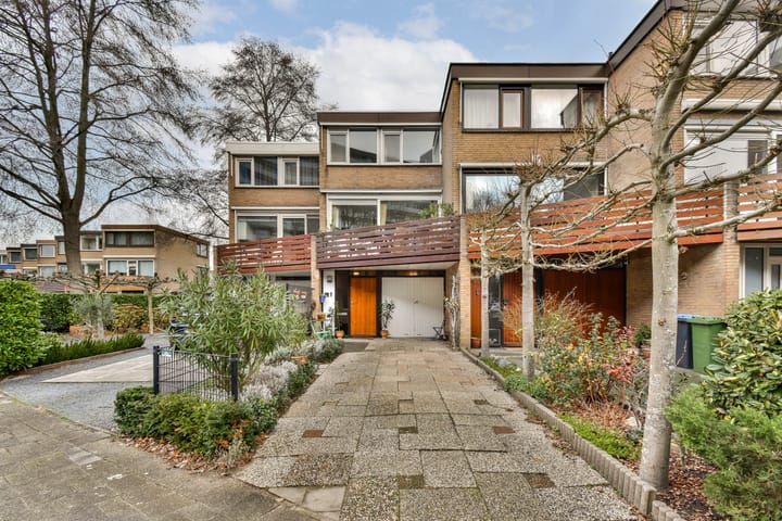 Johan Willem Frisolaan 18 in Vlaardingen foto