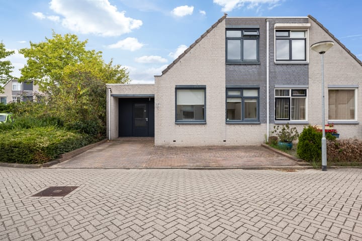 Johanna Naber-erf 188 in Dordrecht foto