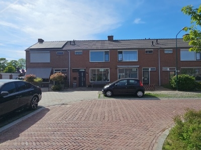Johannes Vermeerstraat 8 in Bunschoten-Spakenburg foto