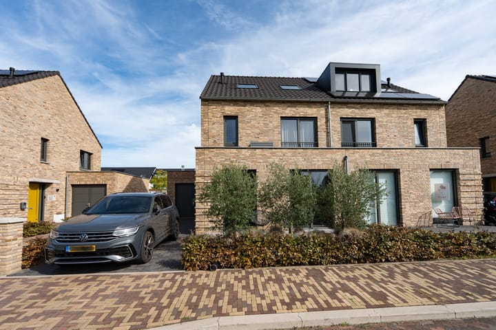 John Fordstraat 10 in Nijmegen foto