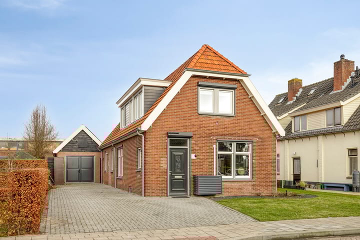 Jonker Aartendam 12 in Brakel