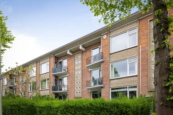 Joost van den Vondellaan 27 in Deventer foto