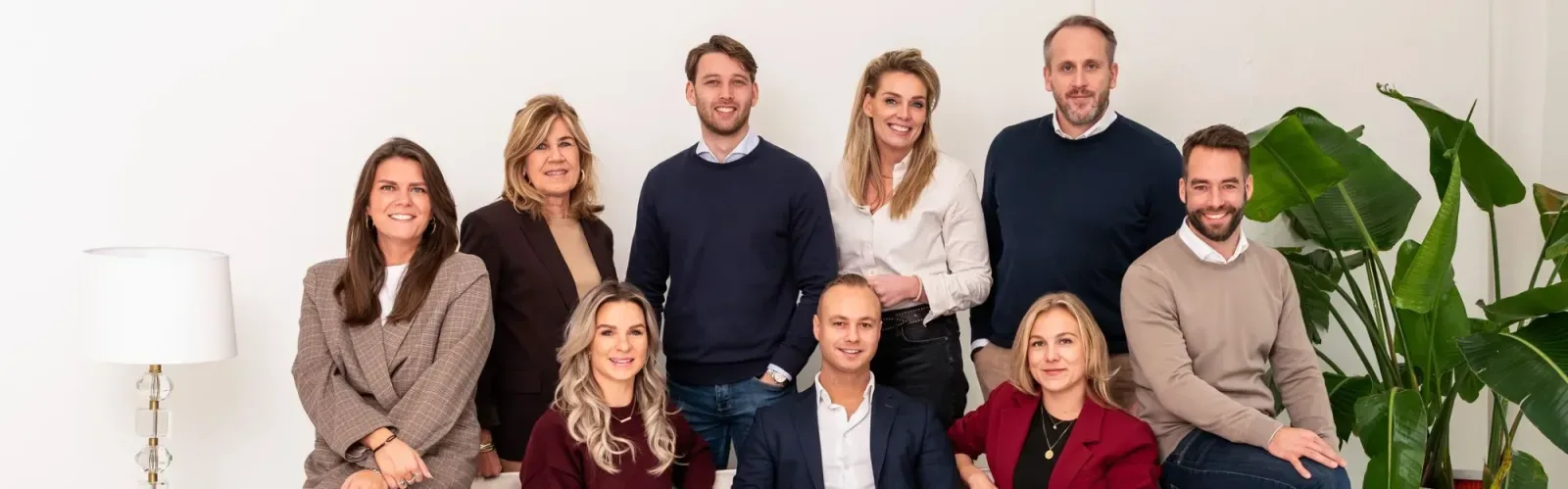 Mannschaftsfoto von JRS makelaars Haarlem