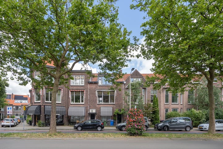 Julianalaan 102 in Delft foto