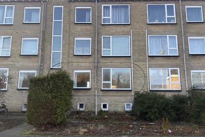 Julianalaan 81 in Leeuwarden foto