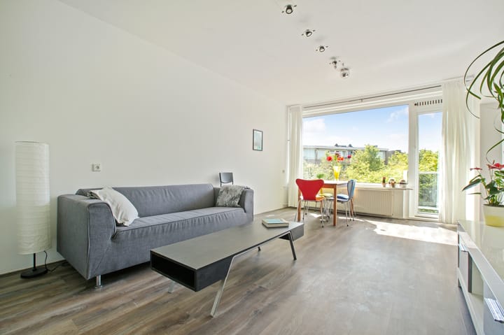 Julianaplantsoen 170 in Diemen foto