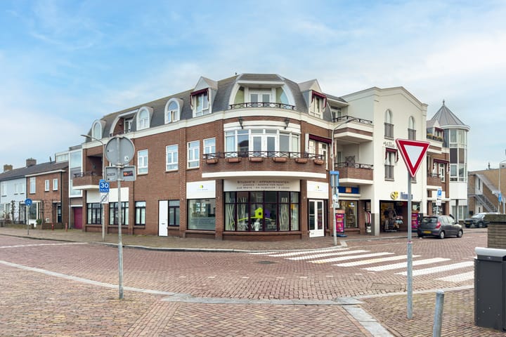 Julianaplein 17 in Wijk aan Zee foto