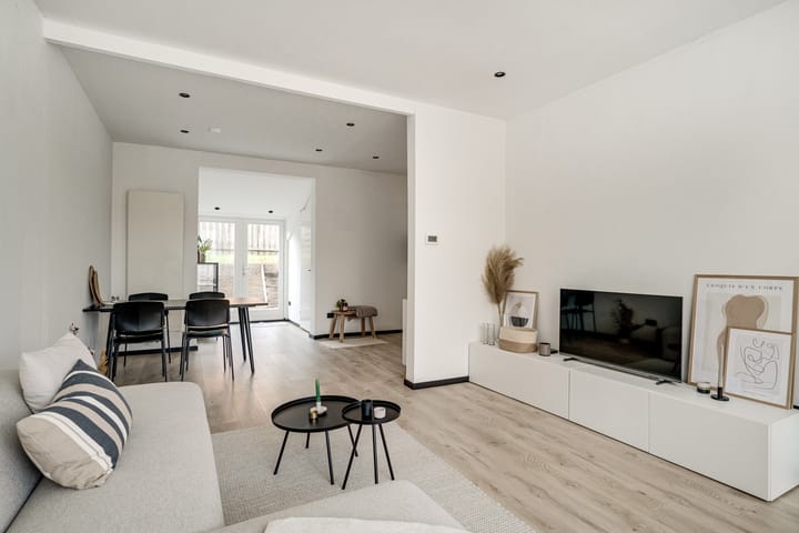 Julianaplein 21 in Tolkamer foto