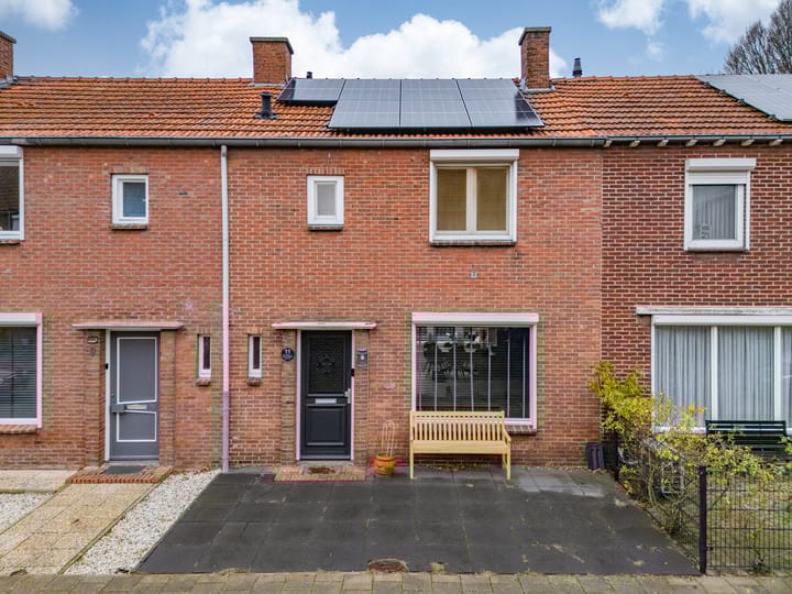 Julianastraat 11 in Velden foto