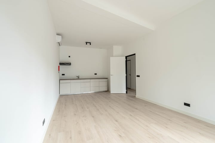 Julianastraat 1a in Leerdam foto