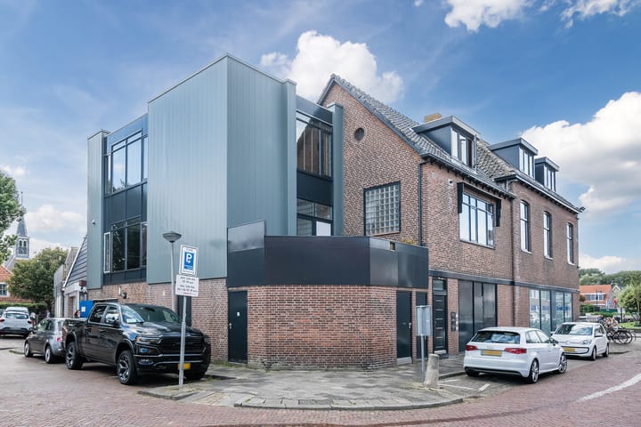 Julianastraat 2C in Egmond aan Zee foto