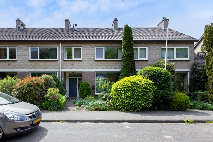 Junostraat 15 in Alphen aan den Rijn foto