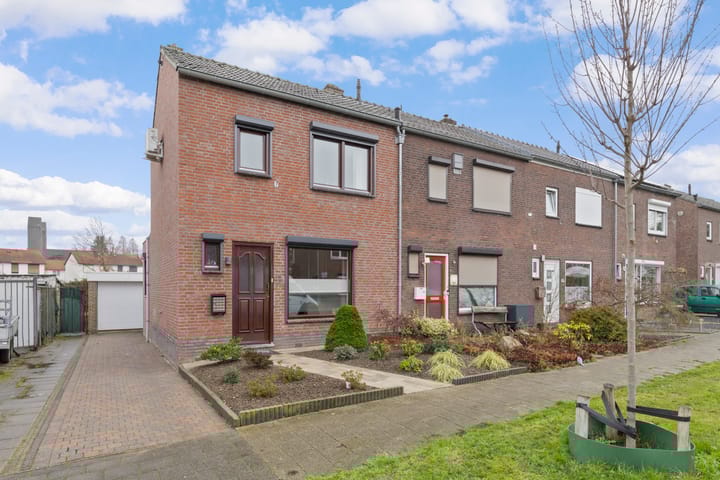 Jupiterstraat 88 in Geleen foto