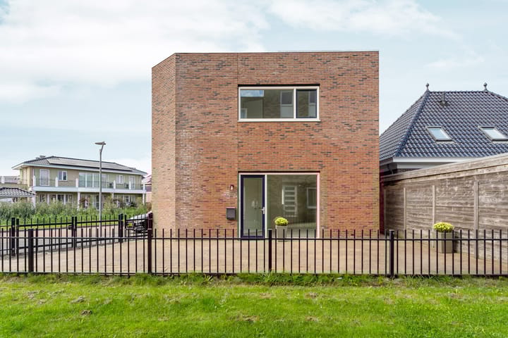 Justitiahof 10 in Almere foto