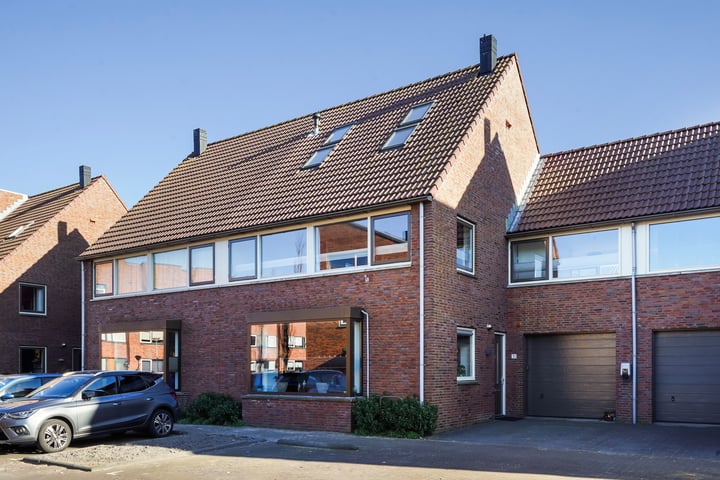 Juttepeer 31 in Den Hoorn foto