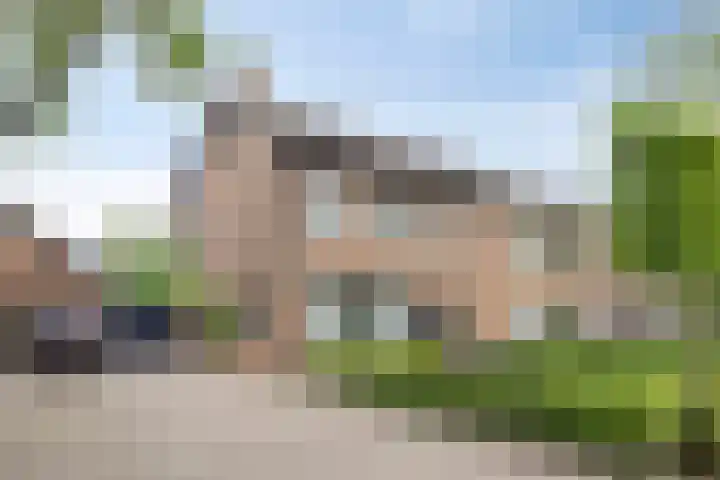 Kaar 8 in Riel