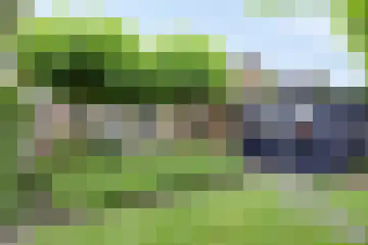 Kaar 8 Riel thumbnail 4