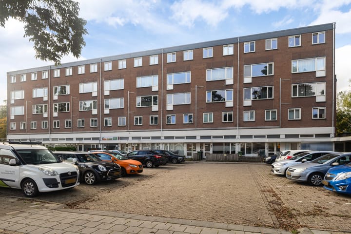 Kaatsland 92 in Sneek foto