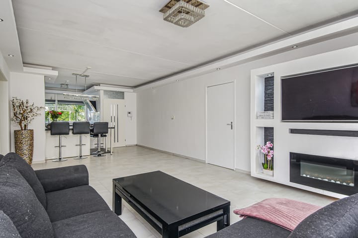 Kadoelerbos 18 in Zoetermeer foto