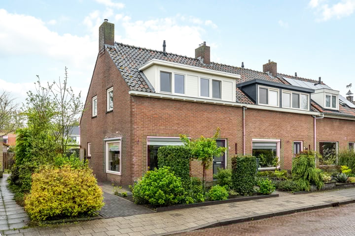 Kampfstraat 35 in Lemelerveld foto