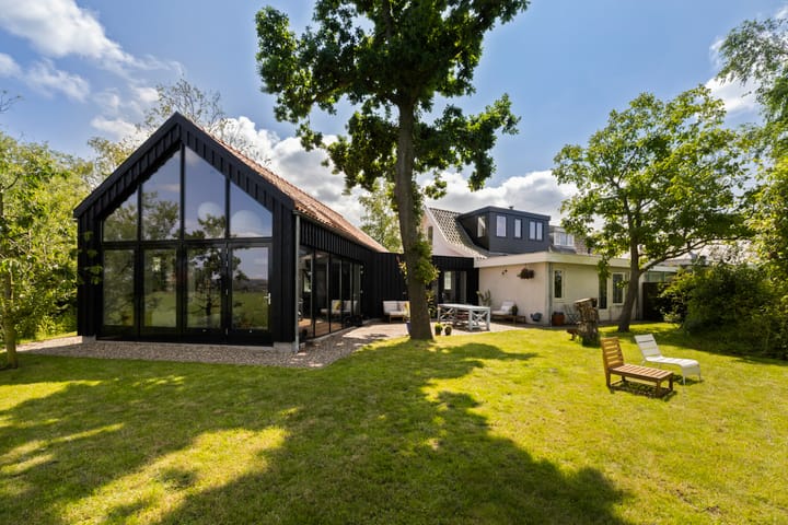 Kanaaldijk 104 in Landsmeer foto