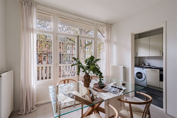 Kanaalstraat 113-2 in Amsterdam foto