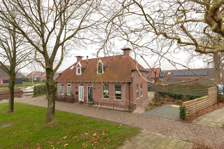 Foto van woning Kanaalstraat 9, Kommerzijl