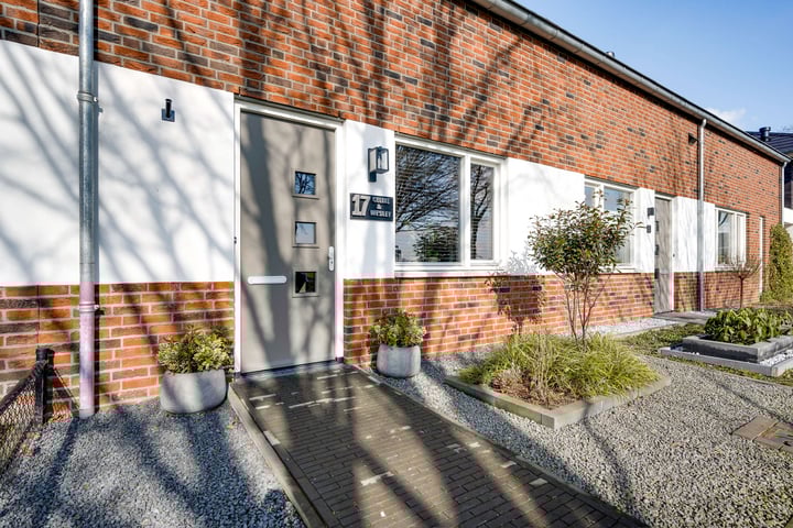 Kapelheuvelstraat 17 in Weert foto