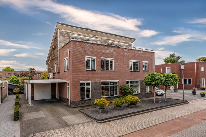 Kapitein Hazewinkelstraat 4 in Veendam foto