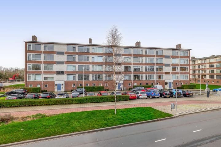 Karel Doormanlaan 249 in Zoetermeer foto