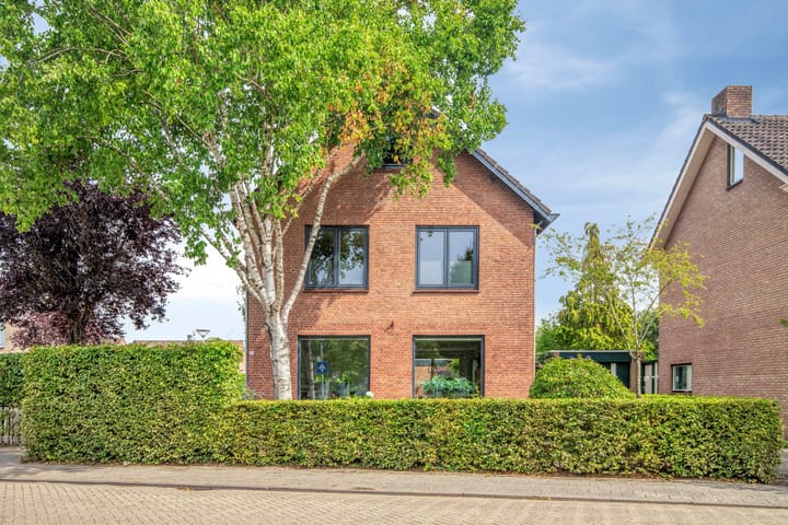 Karel Doormanstraat 51 in Dinteloord foto