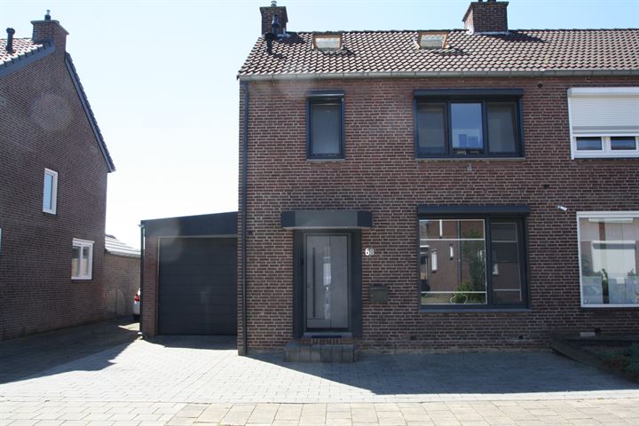 Karel Doormanstraat 68 in Landgraaf foto