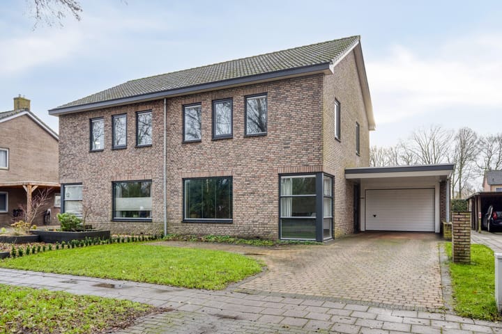 Foto van woning Karnakkers 10, Oosterwolde
