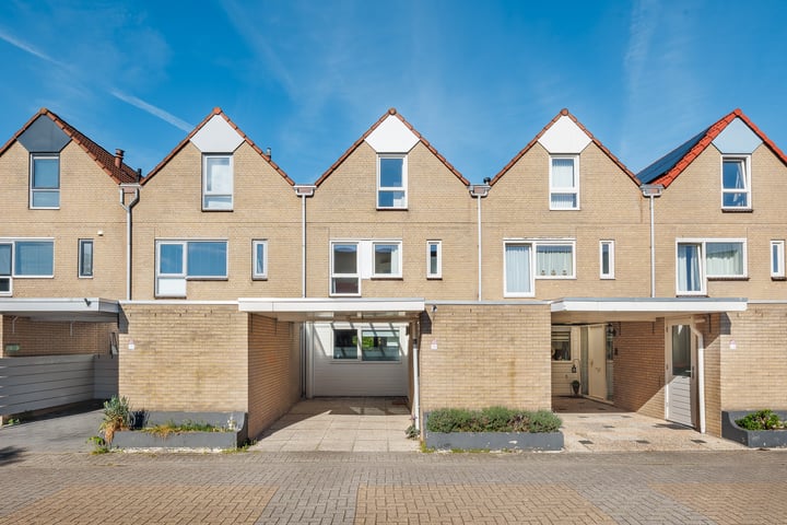 Karveel 45 10 in Lelystad foto