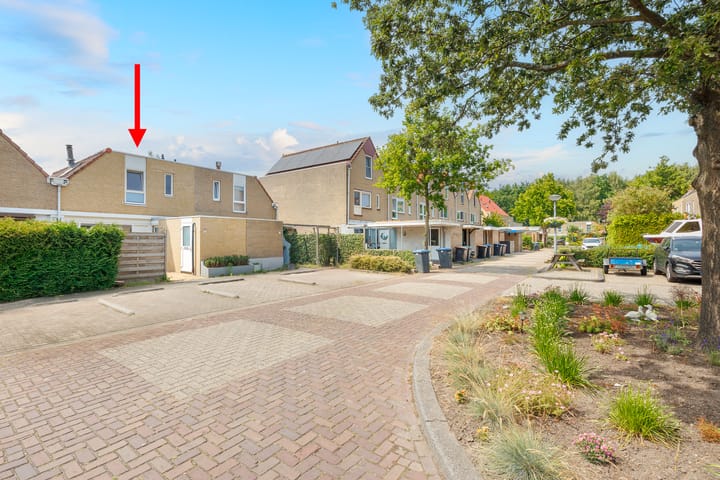 Karveel 57 35 in Lelystad foto