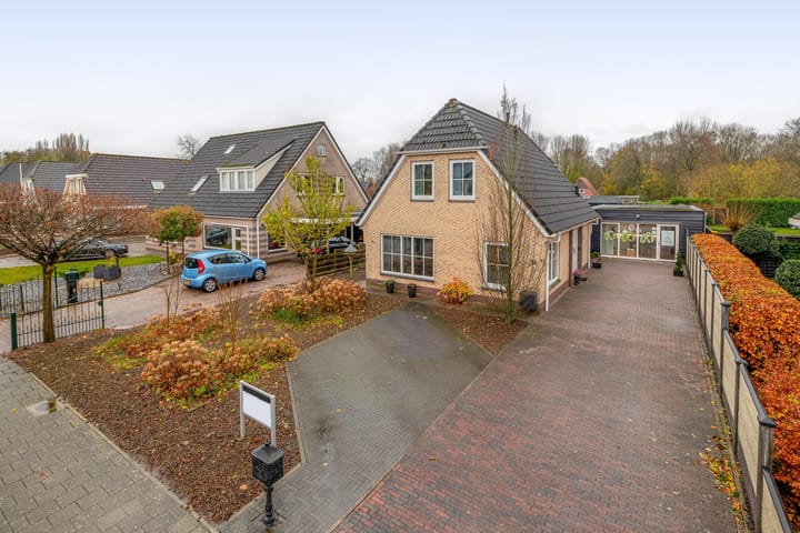 Kastanjehof 34 in Winschoten foto