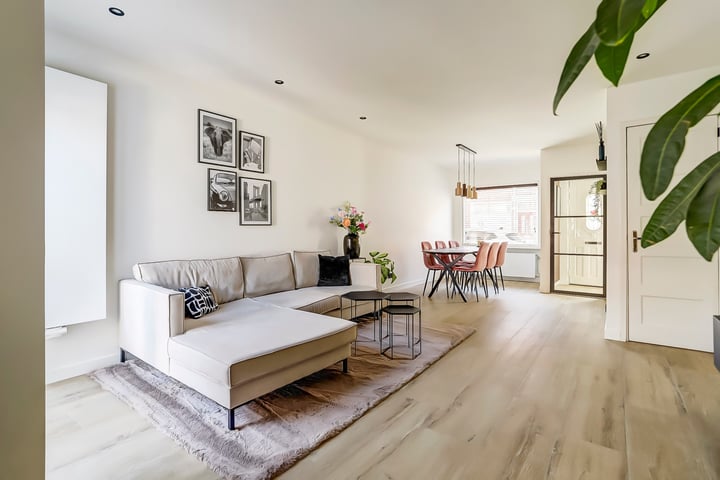 Kasteeldreef 76 in Tilburg foto