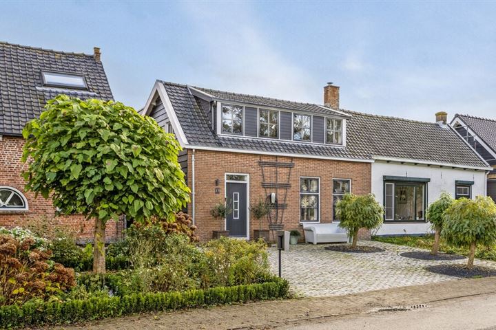 Kasteelstraat 17 in Wolphaartsdijk foto