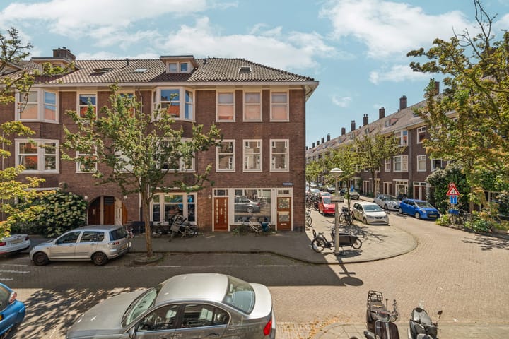 Katwijkstraat 11-1 in Amsterdam foto