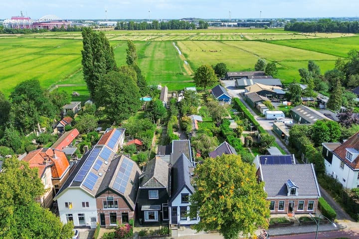 Kennemerstraatweg 236 in Heiloo foto