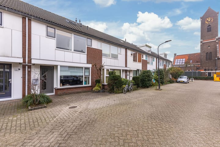 Kerkbollenveld 71 in Beverwijk foto