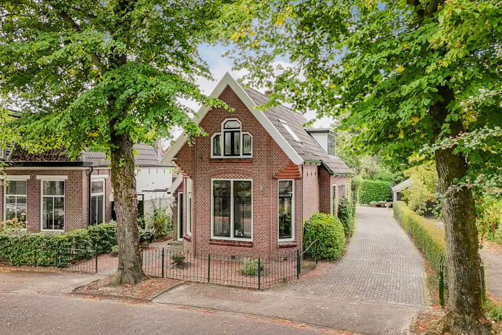 Kerkbuurt 28 in Suwâld foto