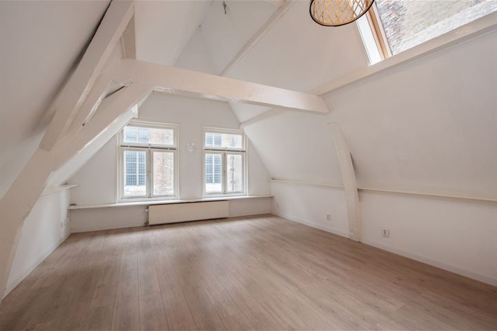 Kerkstraat 11B in Delft foto