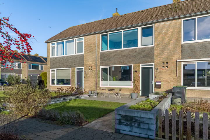 Kerkstraat 12 in Munnekezijl foto