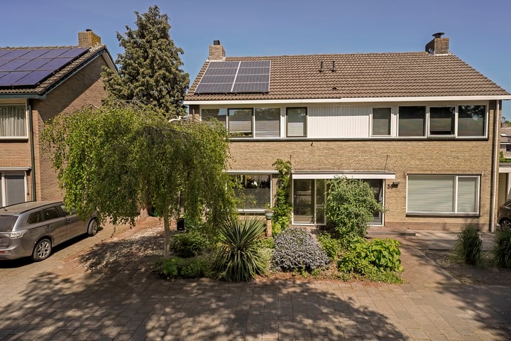 Kerkstraat 36 in Nieuw-Vennep foto